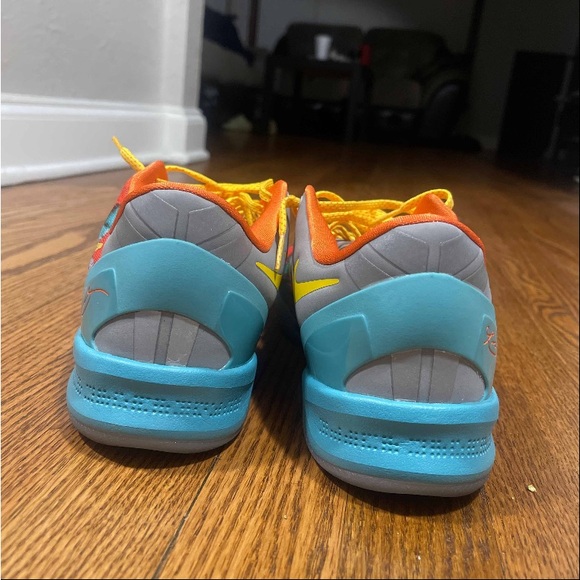 Kobe 8 Venice beaches main image 4